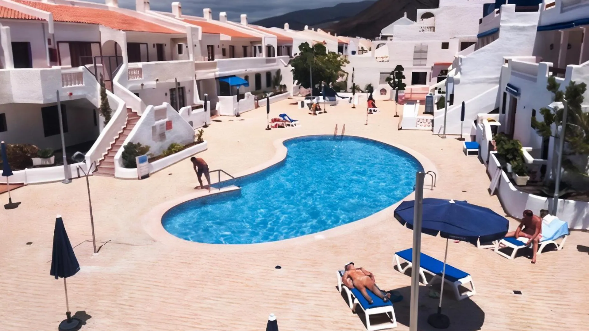 Los Cristianos Port Royale 138 0*, Los Cristianos (Tenerife) İspanya